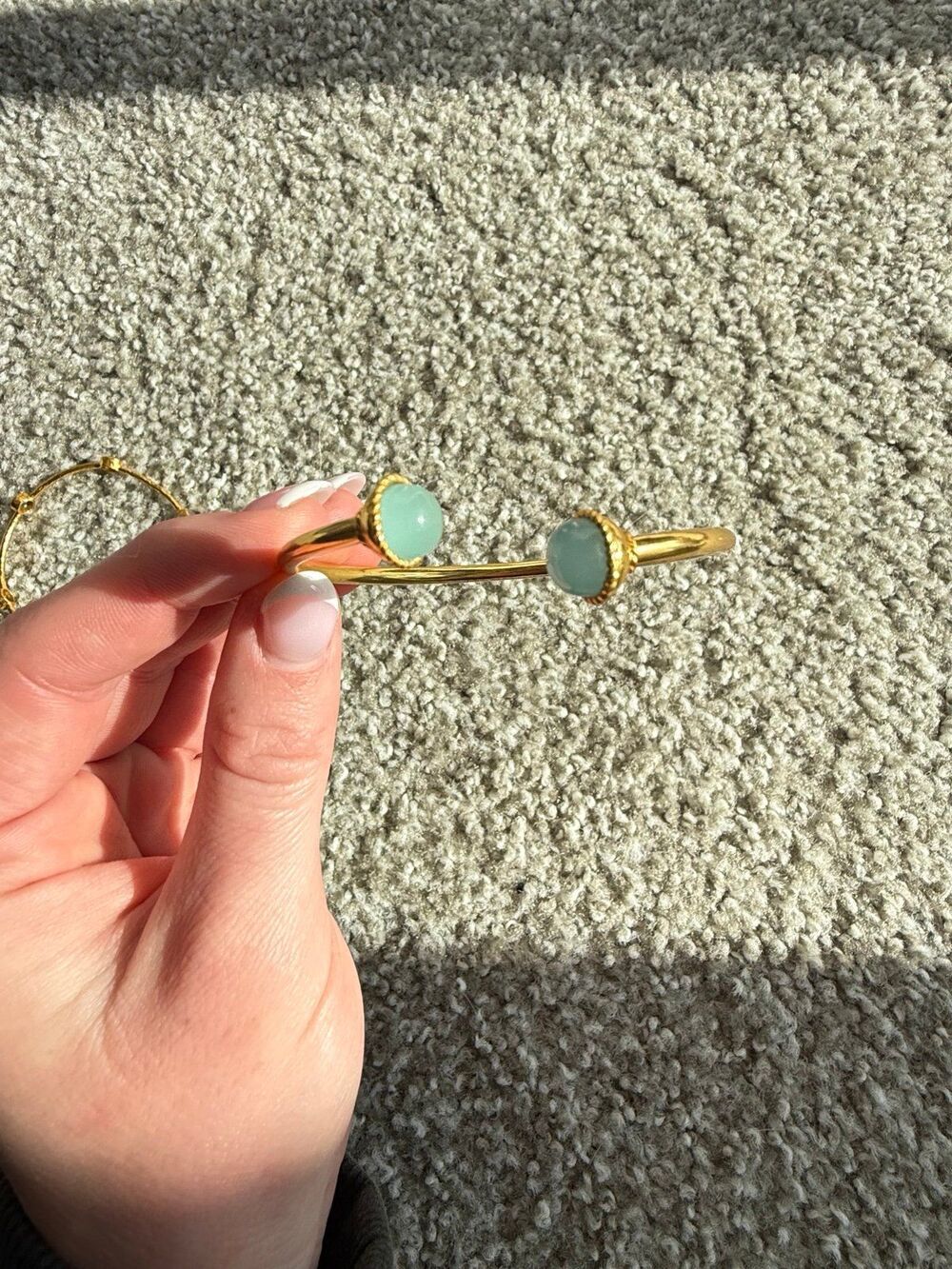 gold bangle - Picture 2 of 2